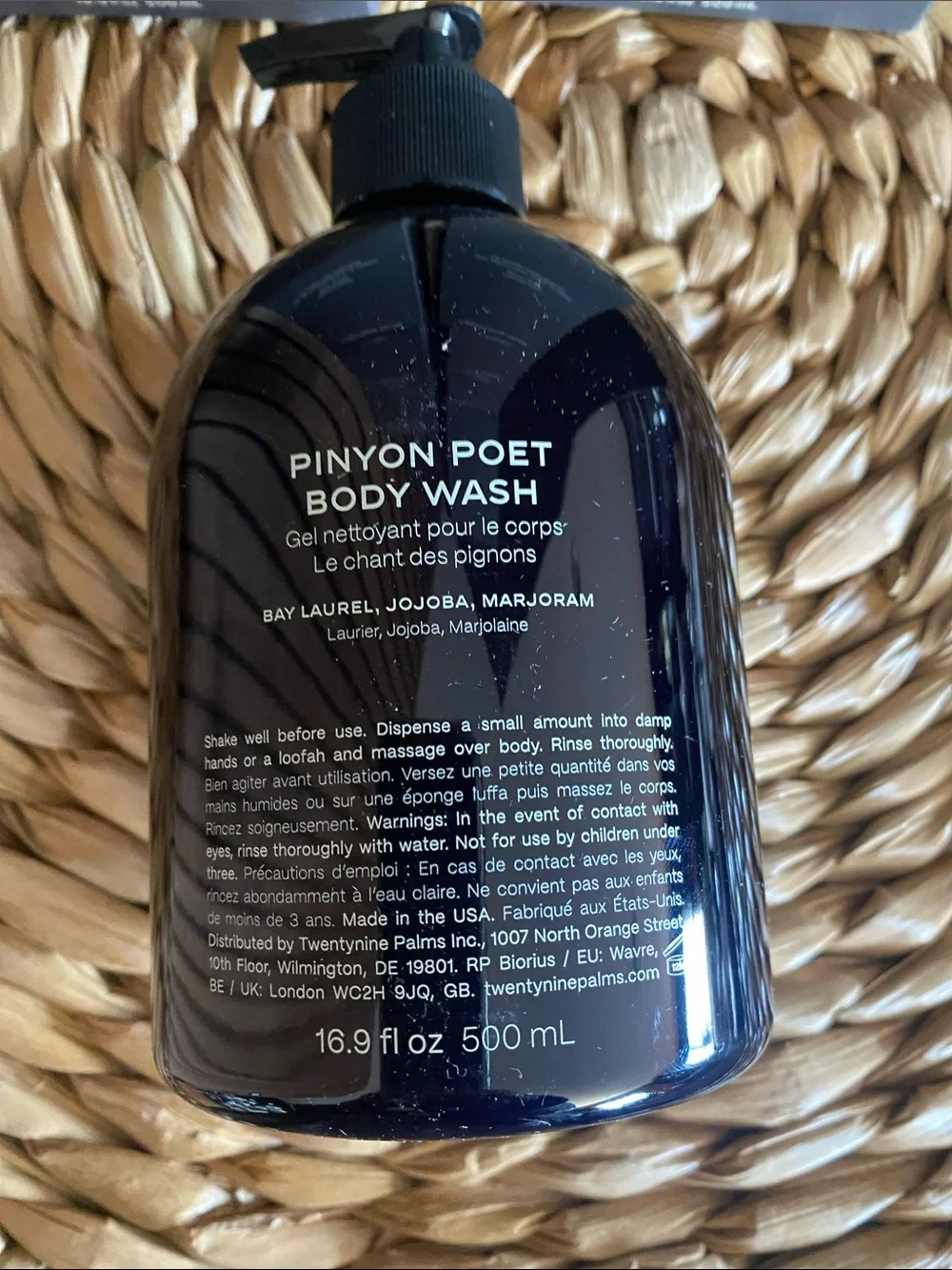 NIB TWENTYNINE PALMS Pinyon Poet Body Wash - Charcoal Gray Box Set (4). No offer